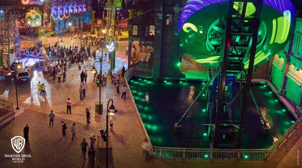 Abu Dhabi City Tour with Yas Island Theme Parks & جولة في مدنية أبوظبي وجزيرة ياس الترفيهية - Image 6