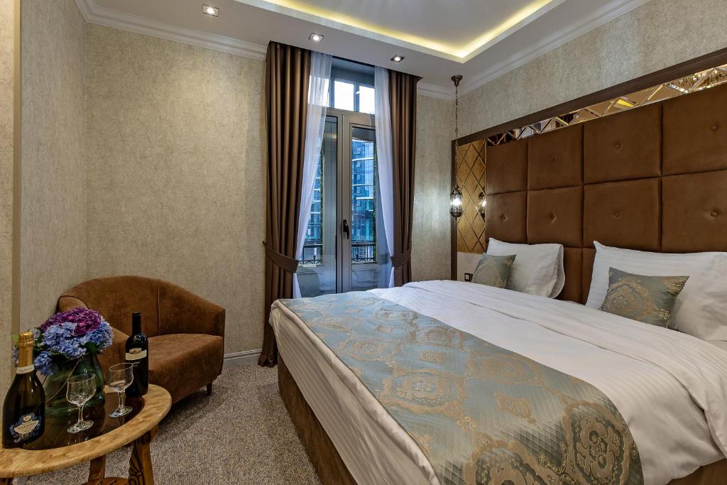 Panorama Black Sea View Aparthotel - Image 3