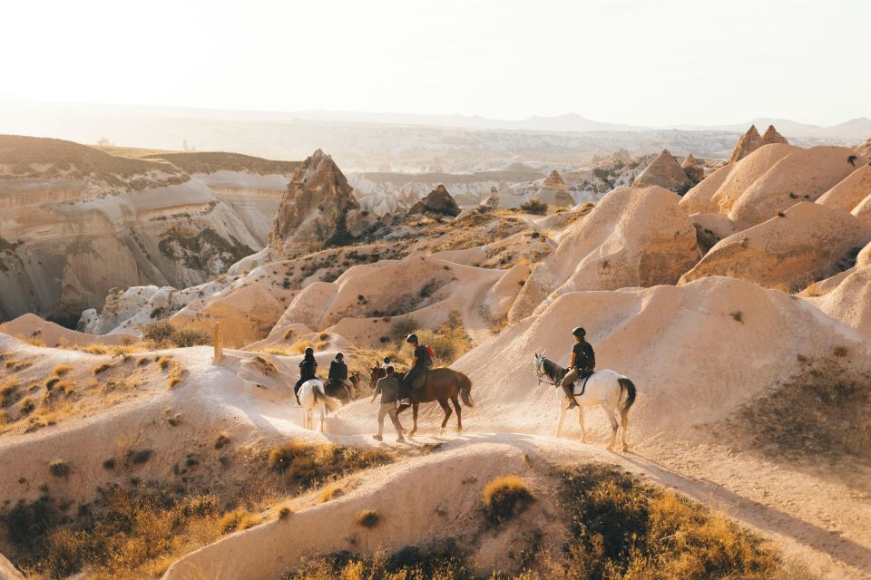 Sunset Horse Riding Tour
