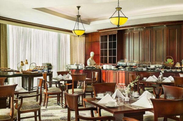 Beirut  Hilton Beirut Metropolitan Palace ⭐️⭐️⭐️⭐️⭐ - Image 3